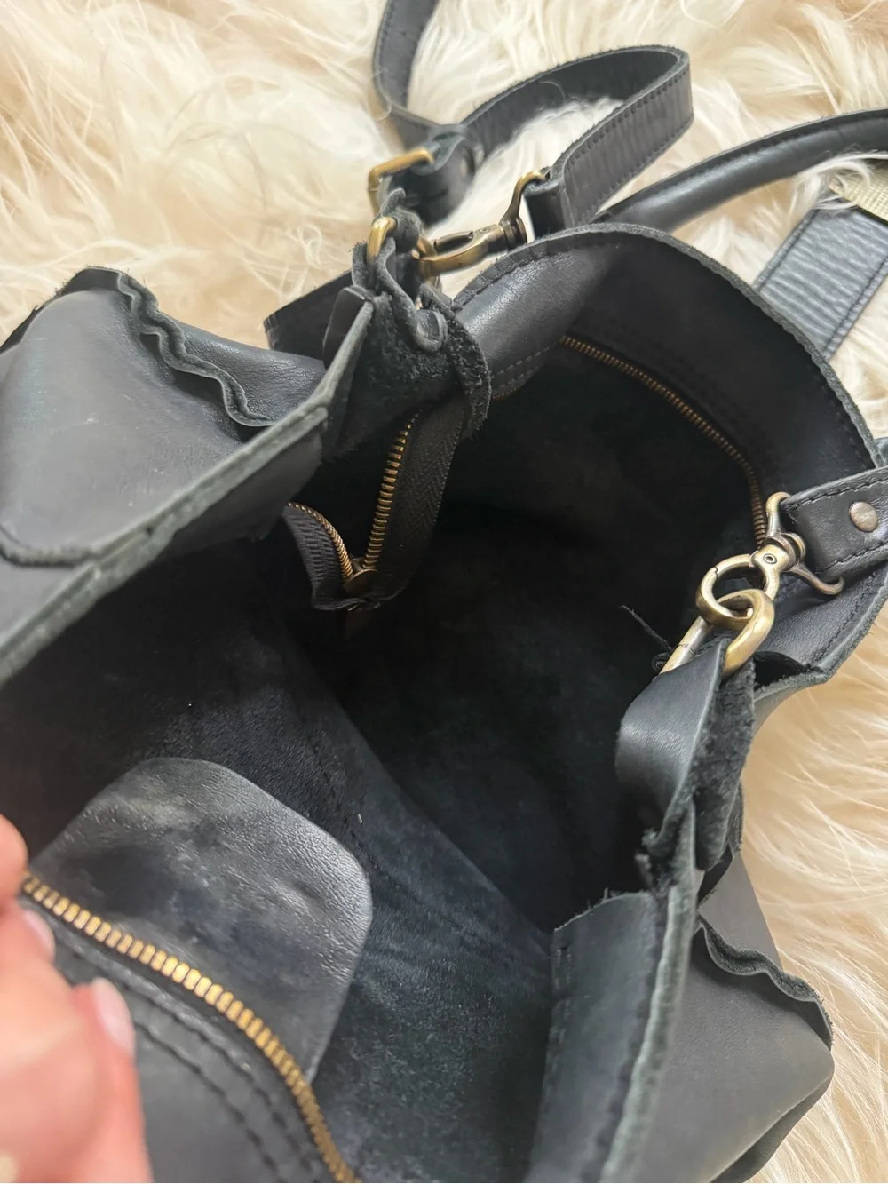 Artisan Genuine Cowhide Leather Tote Handbag with  Wristlet & Key Lanyard